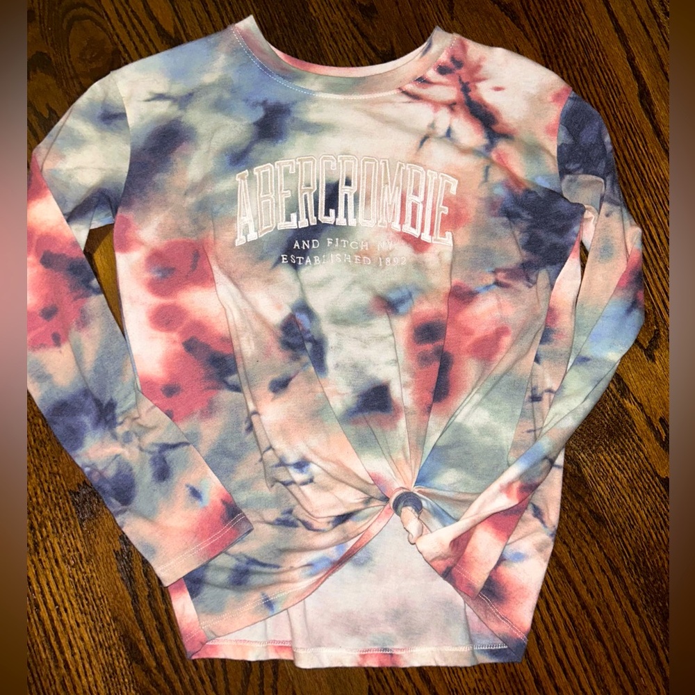 Abercrombie long sleeve top size 9/10